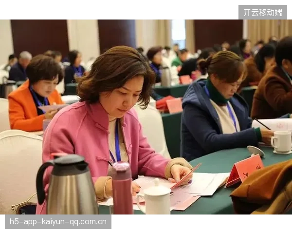 女双队伍加强攻守切换速度，协调性提升明显